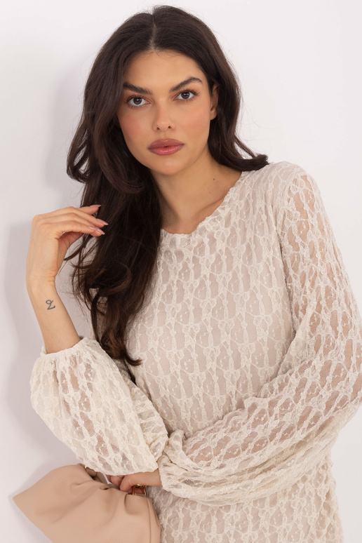 Hele liivakarva kleit