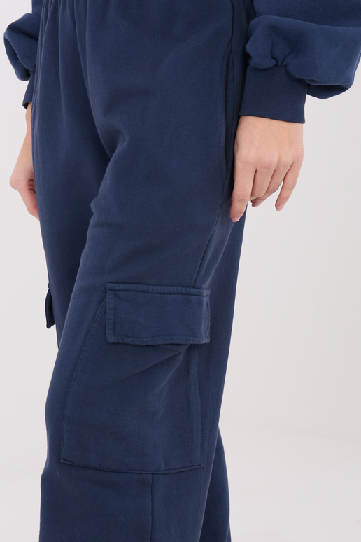 Püksid granaatpunase värviga