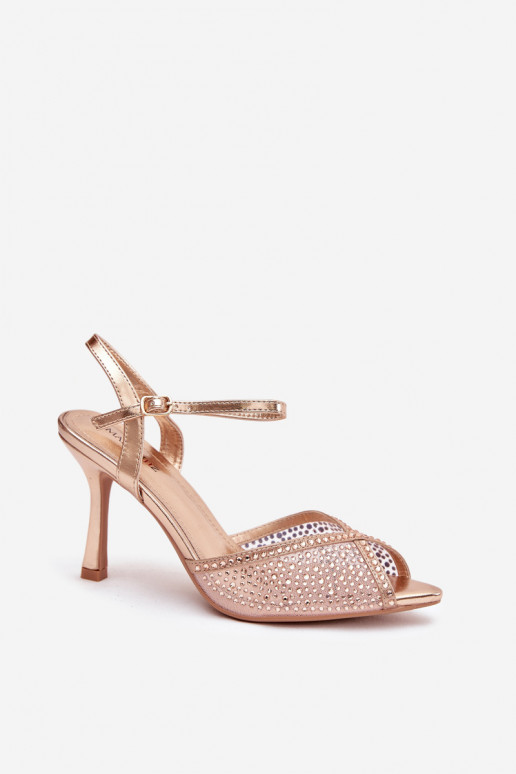Naistesandaalid kõrge jämeda kontsaga  Szampańskie Peloria