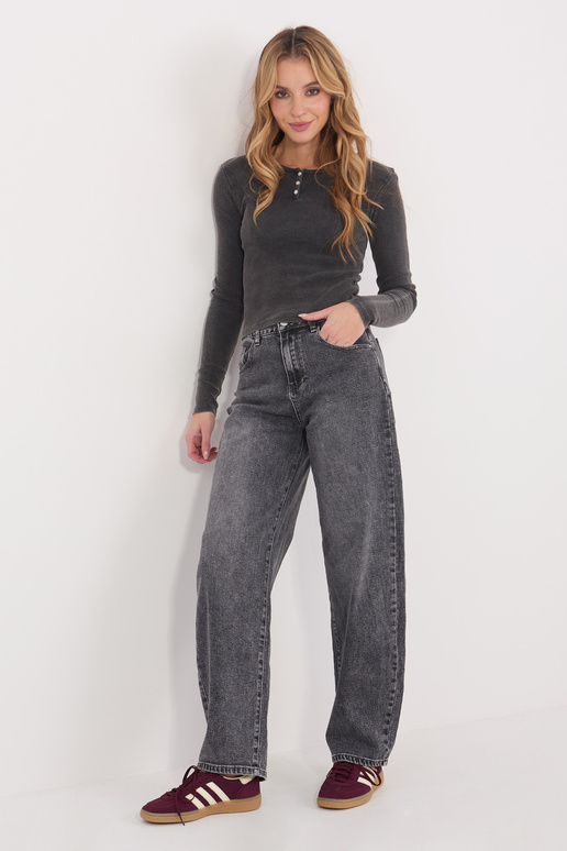 Pluus grafiithalli värvusega