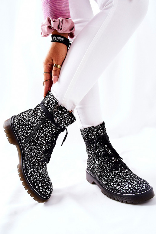 Naiste nöörsaapad  -valget värvi 01609-48