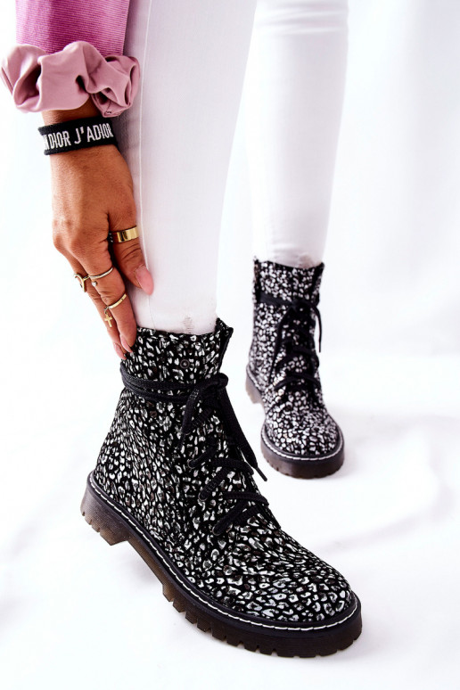 Naiste nöörsaapad  -valget värvi 01609-48