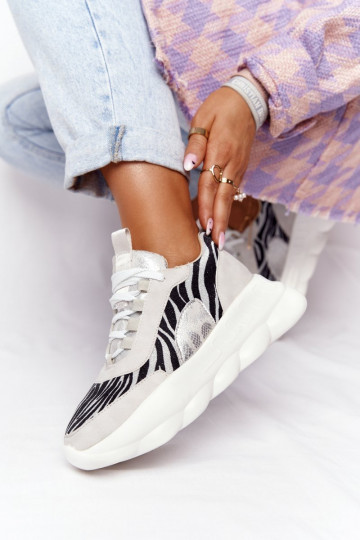  Sportliku stiiliga jalanõud platvormiga Lu Boo Halli värvi