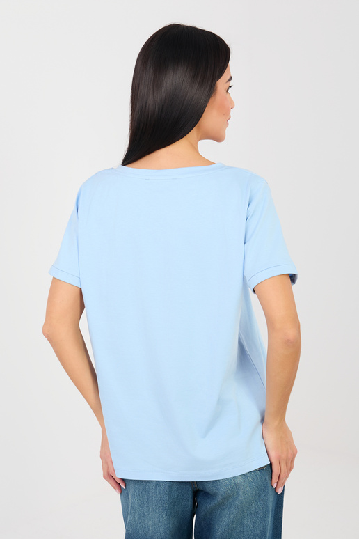 Lühikeste varrukatega helesinine T-särk