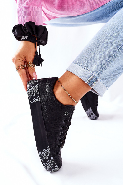 Naistesaapad platvormiga BIG STAR II274183 Must