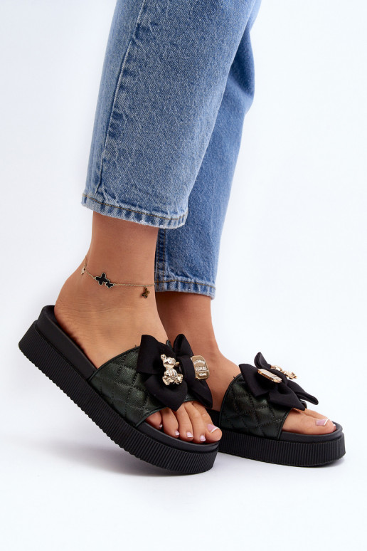  Sussid lipsukesega i m Must Katterina