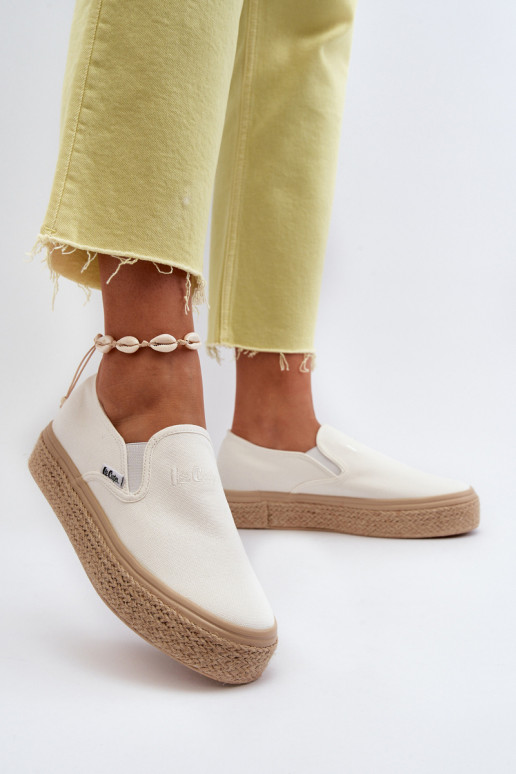 Naistesaapad Slip-On  Lee Cooper LCW-24-44-2430