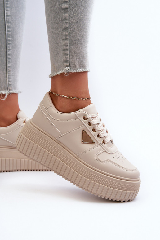  tüüpi jalanõud  eko-nahast platvormiga Elevandiluu värvi Chrisstin