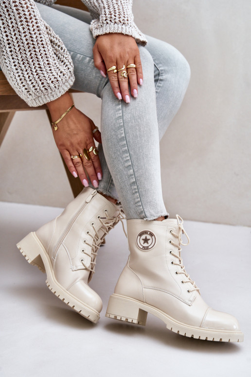 saapad  voodriga beeži värvi Soratta