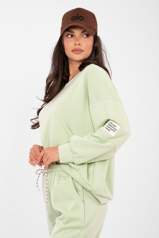 Pistatsiavärviline komplekt MI