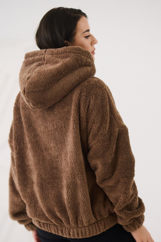 Tume liivakarva jakk