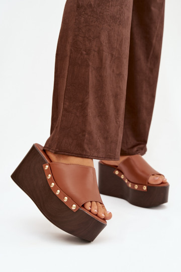 naiste plätud  neetidega pruunid värvi Mareline 2