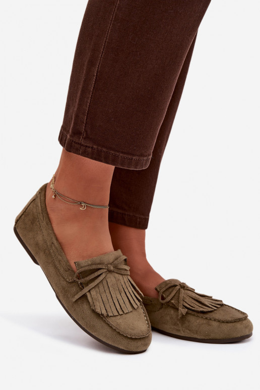 Naistelised mokasiinid kutidega rohelises Janelisse