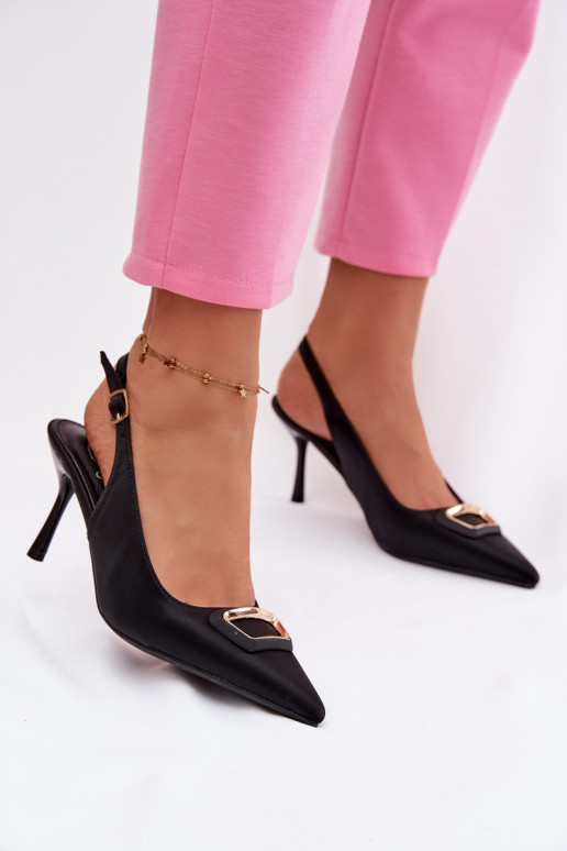 kõrge kontsaga kingad  kaunistustega Must Palerine