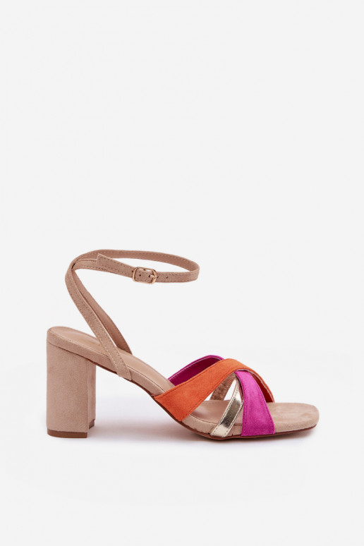 Naistesandaalid Triipudega owe beeži värvi Karilora