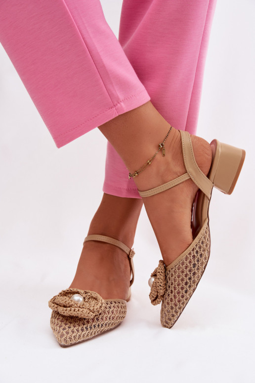 Naistesandaalid   Detalem beeži värvi Vionessa
