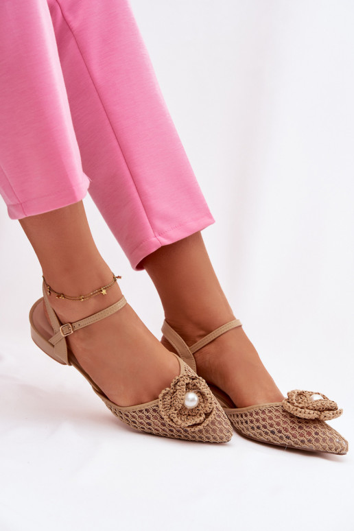 Naistesandaalid   Detalem beeži värvi Vionessa
