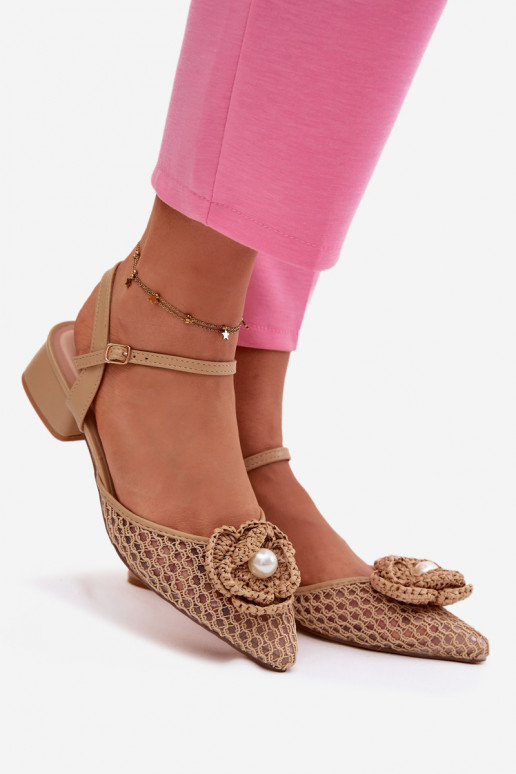 Naistesandaalid   Detalem beeži värvi Vionessa