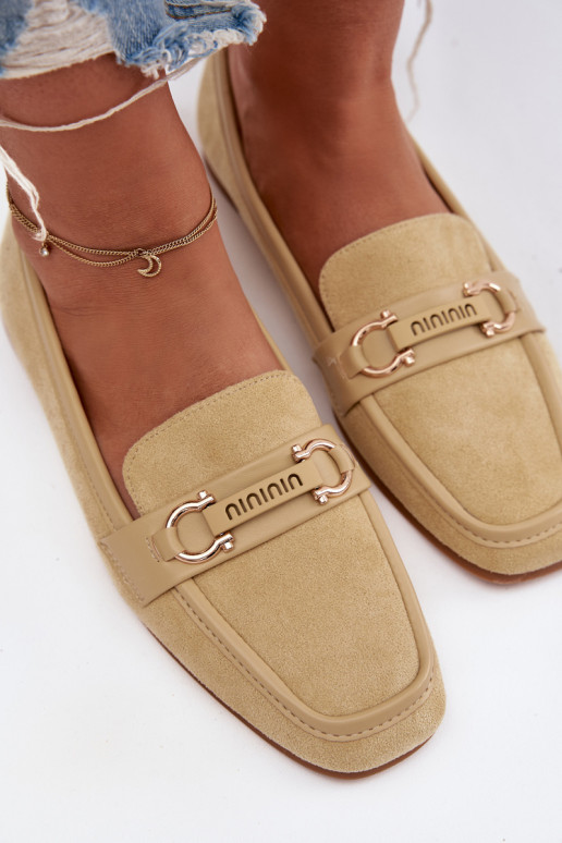 Naistelised mokasiinid kaunistatud elementidega kollases Evelora