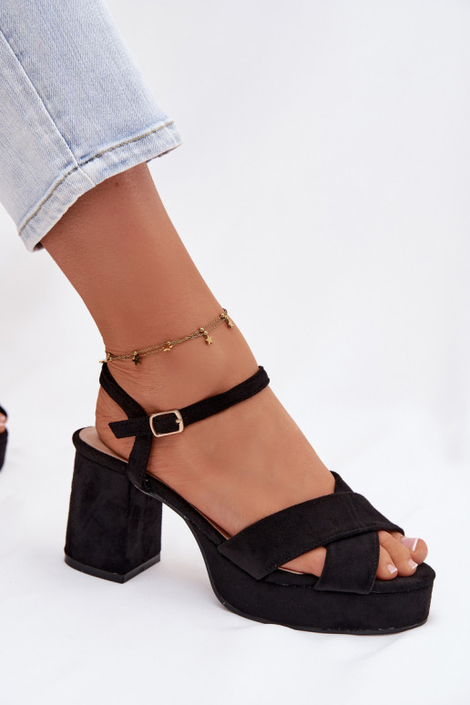 Naistesandaalid Must Janelia