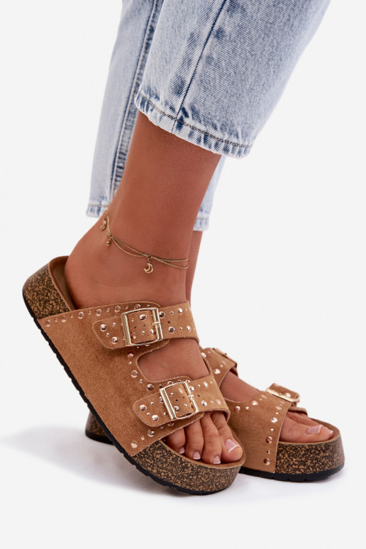 naiste plätud Ze Kuldset värvimi neetide ja pandlagami  pruunid värvi Tervina