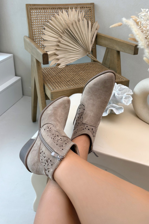 Saapad  laiade nööridega S.Barski HY61-8026 beeži värvi