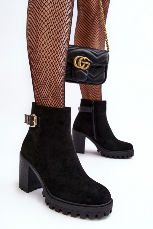 seemisnakhsed Naiste poolsaapad kaunistustega Must Menoria