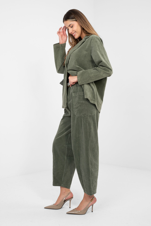 Khaki värvi püksid