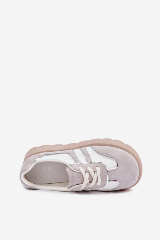 Valged sametist naiste spordijalatsid platvormiga GOE TT2N4052
