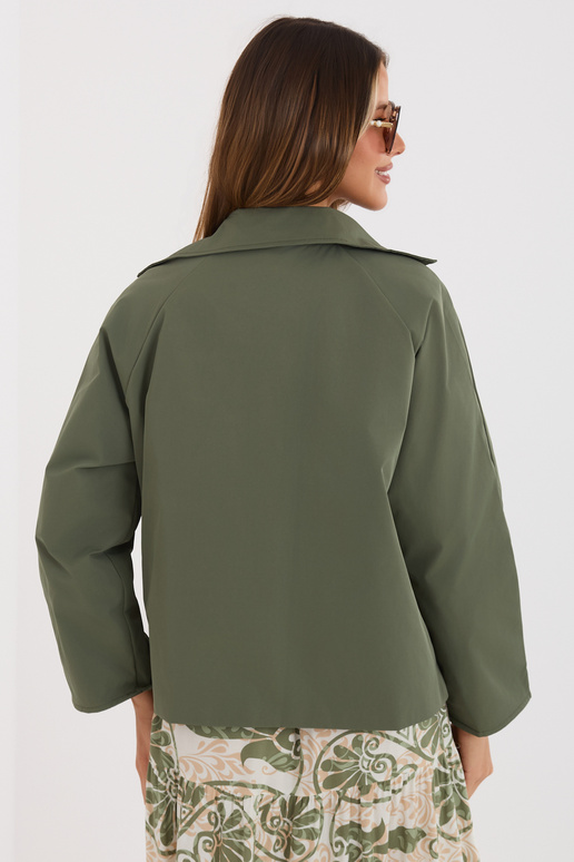 Khaki mantel