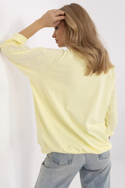 Heledat kollast blouse