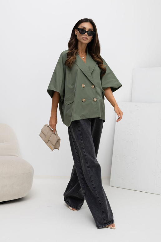 Khaki mantel