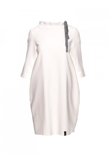 Ecru värvi oversized kleit riba detailiga 2