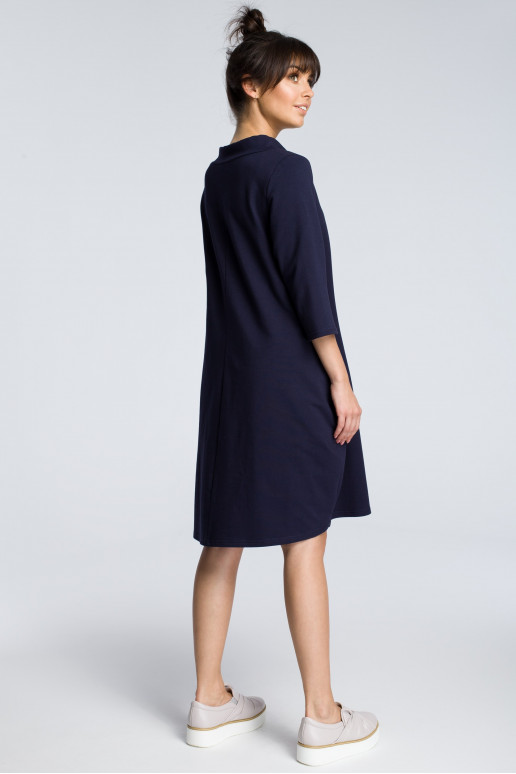 Tumedalt sinine oversized kleit riba detailiga