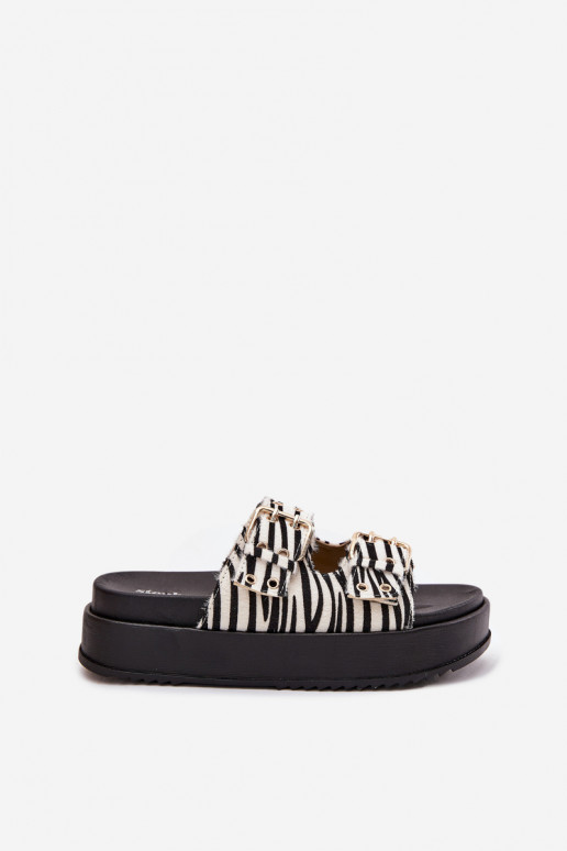 naiste plätud Ze Kuldset värvimi neetide ja pandlagami platvormiga Zebra Virvania