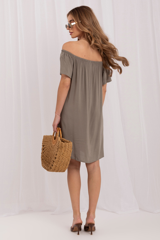 Khaki kleit