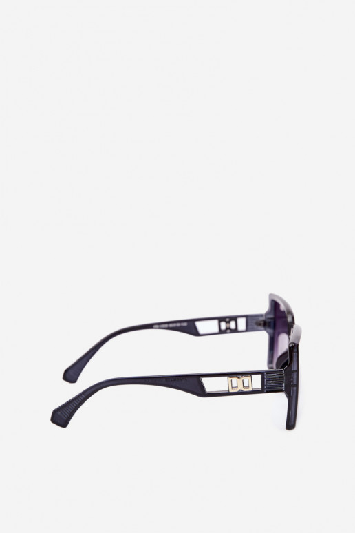   Z Filtrem UV tumesinist värvi