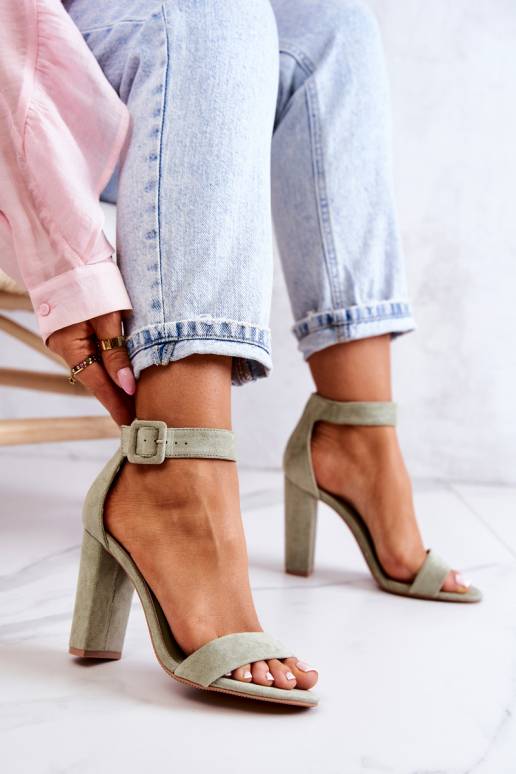 Seemisnakhsed sandaalid kõrge jämeda...