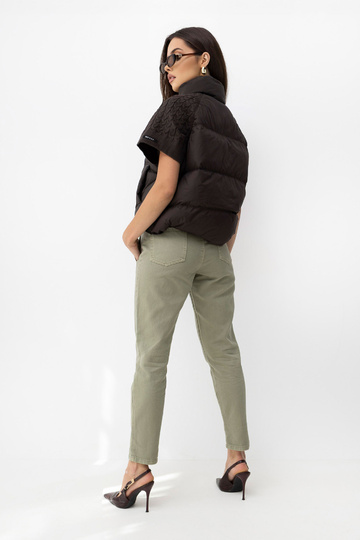 Tumedpruun vest 2