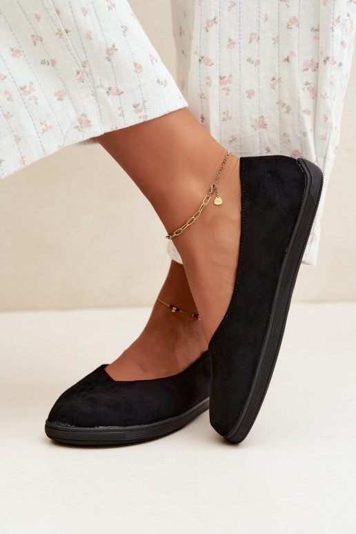 Baleriinad  Barefoot Must Hollin