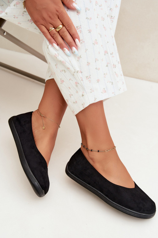 Baleriinad  Barefoot Must Hollin