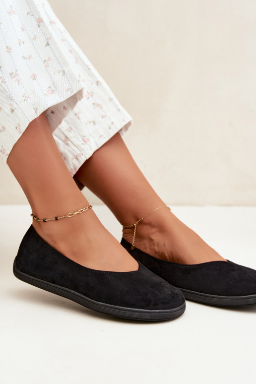 Baleriinad  Barefoot Must Hollin