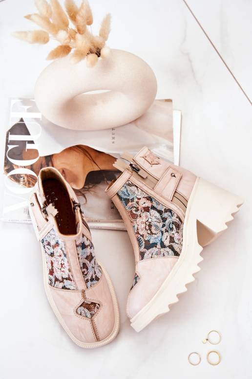 Naiste poolsaapad beeži värvi Naiste poolsaapad beeži värvi