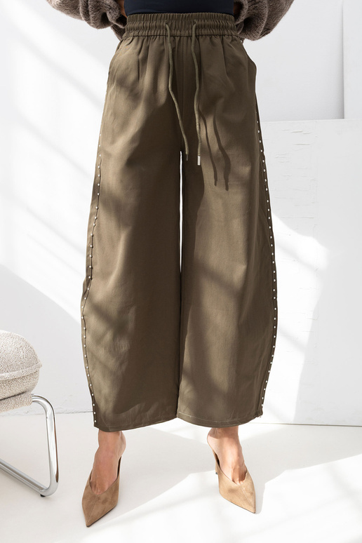 Khaki püksid