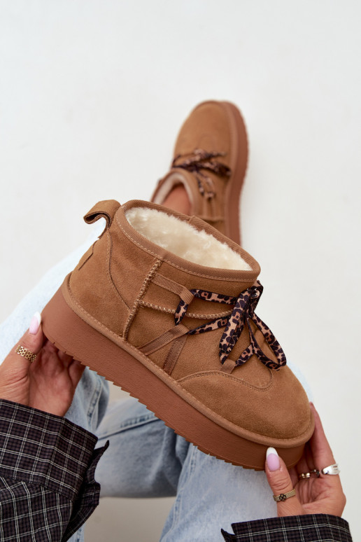   seemisnakhsed nööpidega lumesaapad platvormtalla ja stiilsete detailidega GOE UU2N4920 Camel