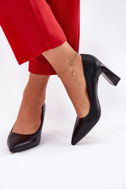 Elegantsed Kingad Na Słupkowym Obcasie Vinceza 62221 Must