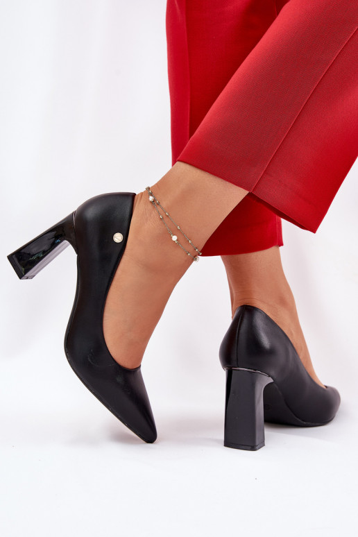 Elegantsed Kingad Na Słupkowym Obcasie Vinceza 62221 Must