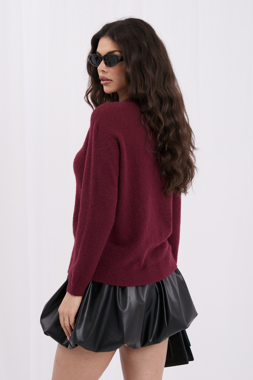 Bordo megztinis