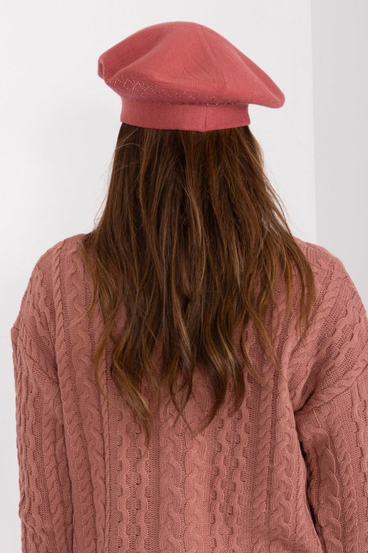 Klassikaline beret blingiga