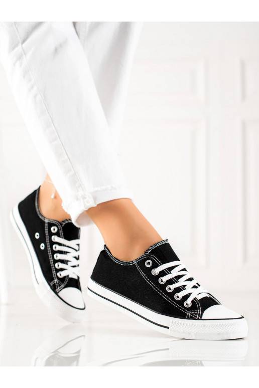 Klassikalise mudeli mustad vabaaja jalanõud